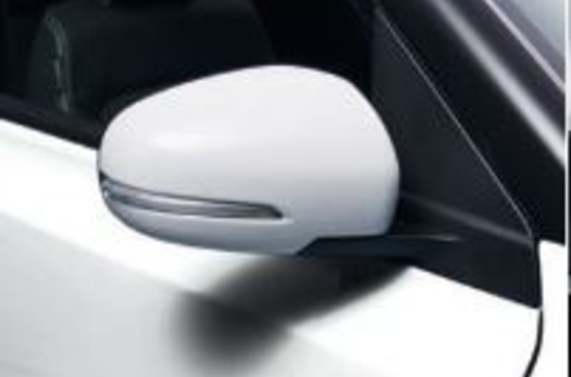 Накладки дзеркал з повторювачем повороту (34302)