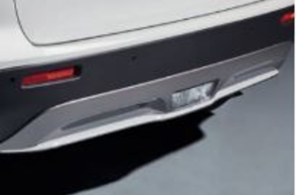 Накладка заднього бампера центральна (34802)