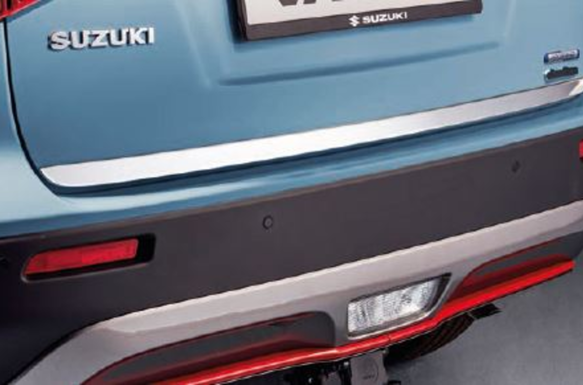 Накладка кромки багажного відділення (22999)